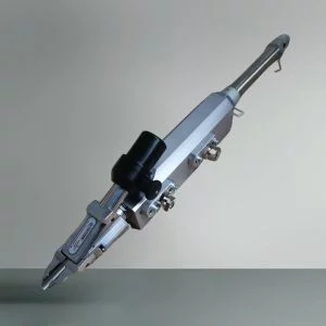 Präzise Setzeinheit aus Metall für automatisierte Schraubprozesse in der industriellen Fertigung.